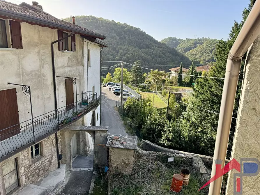 Immagine 4 di Rustico / casale in vendita  a Palazzago
