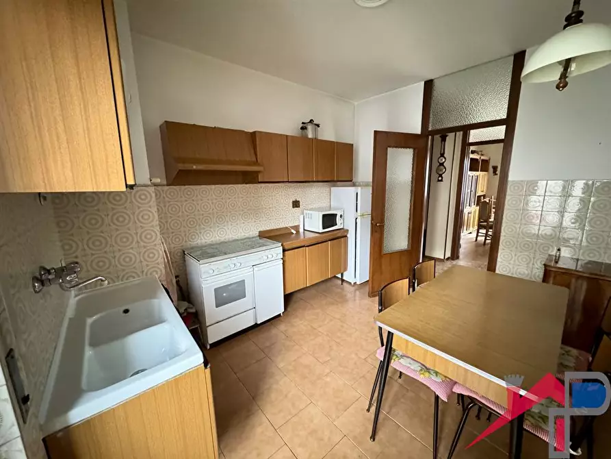 Immagine 6 di Appartamento in vendita  a Cisano Bergamasco