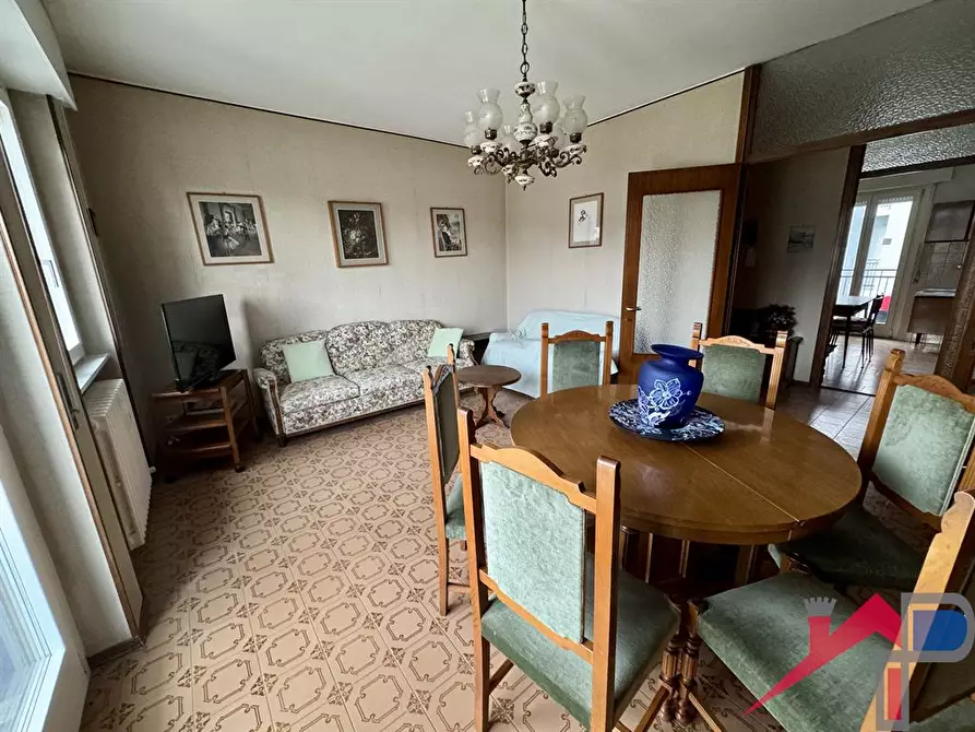 Immagine 1 di Appartamento in vendita  a Cisano Bergamasco