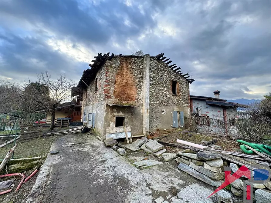 Immagine 7 di Rustico / casale in vendita  a Cisano Bergamasco