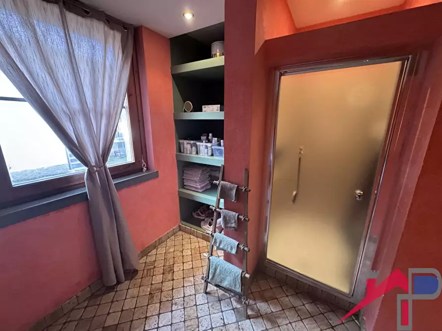 Immagine 9 di Casa indipendente in vendita  a Caprino Bergamasco