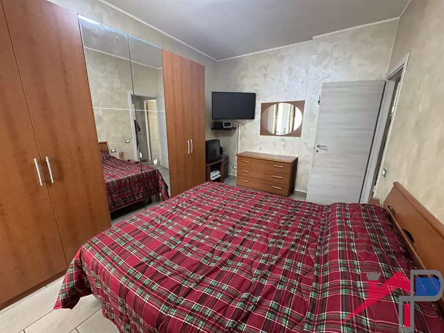Immagine 4 di Appartamento in vendita  a Caprino Bergamasco