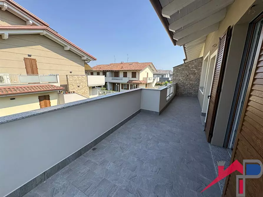 Immagine 8 di Appartamento in vendita  a Bonate Sopra