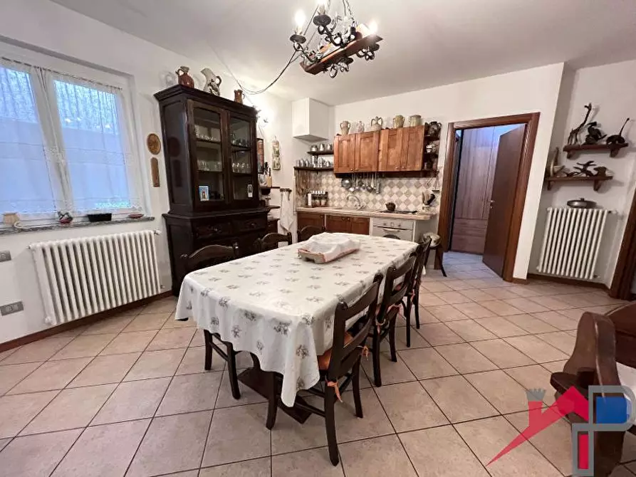 Immagine 6 di Appartamento in vendita  a Cisano Bergamasco