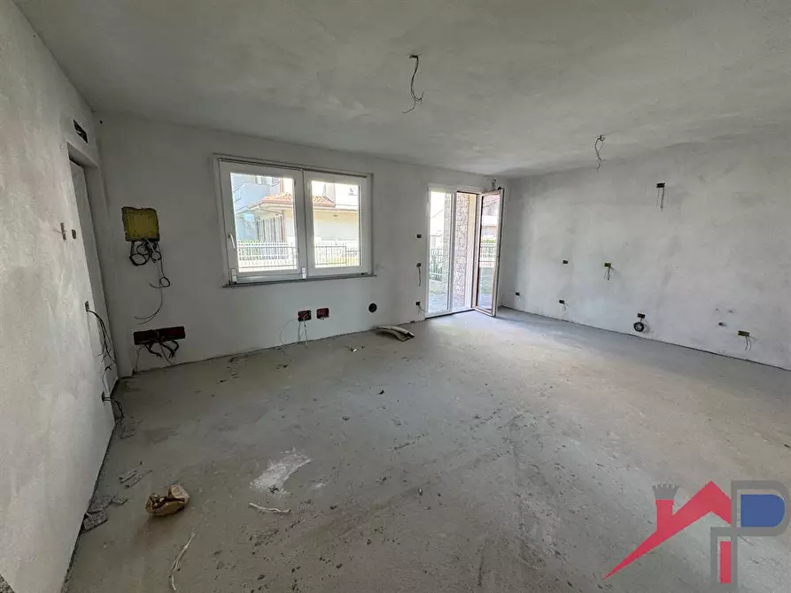 Immagine 3 di Appartamento in vendita  a Bonate Sopra