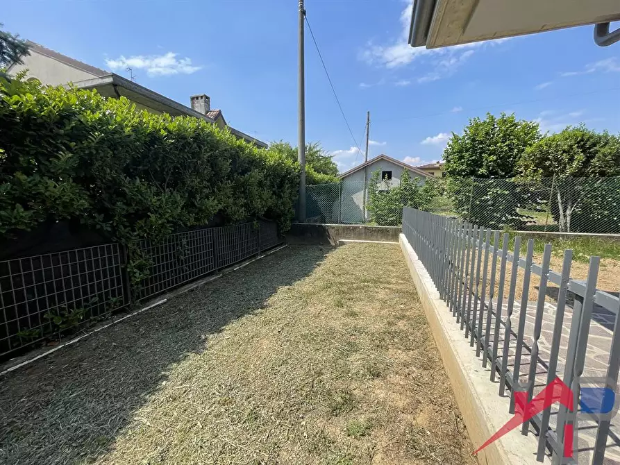 Immagine 2 di Appartamento in vendita  a Terno D'isola