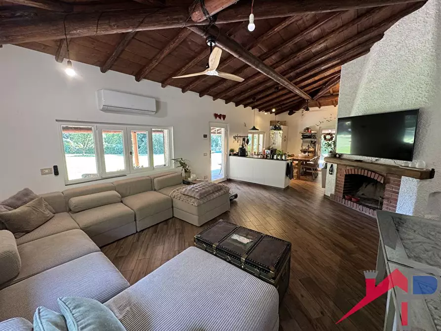 Immagine 5 di Villa in vendita  a Villa D'adda