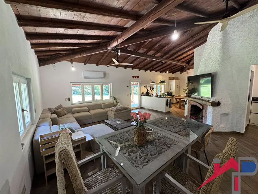 Immagine 2 di Villa in vendita  a Villa D'adda