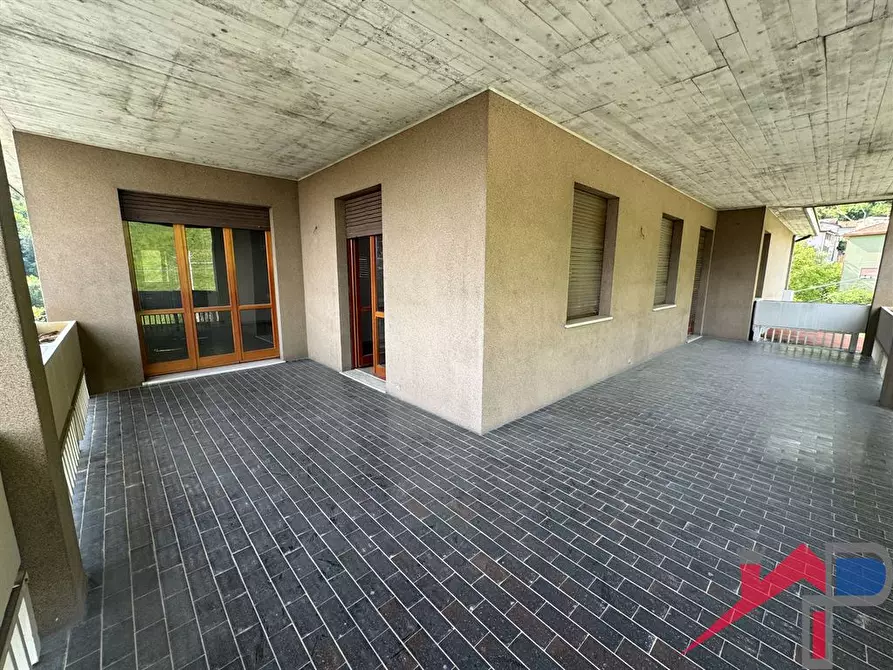 Immagine 2 di Casa indipendente in vendita  a Palazzago
