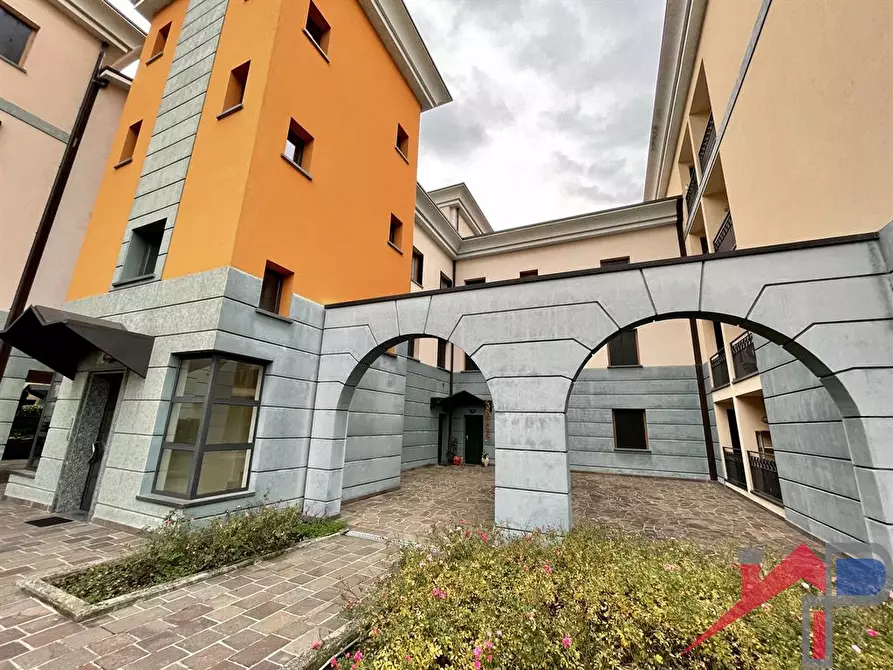Immagine 8 di Appartamento in vendita  a Cisano Bergamasco
