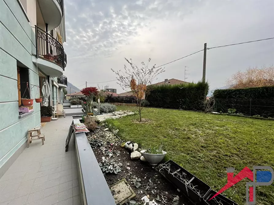 Immagine 3 di Appartamento in vendita  a Cisano Bergamasco