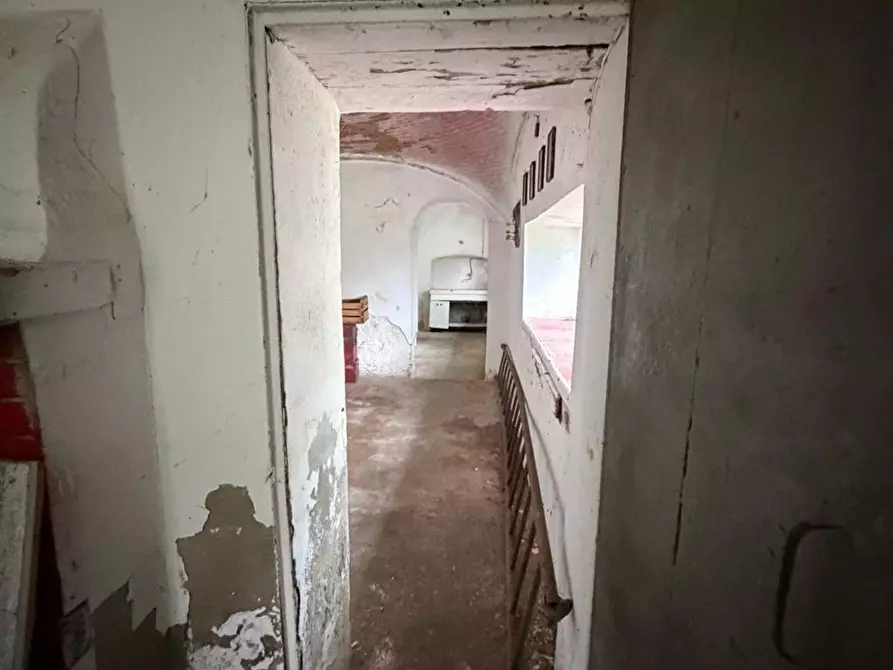Immagine 8 di Rustico / casale in vendita  a Ambivere
