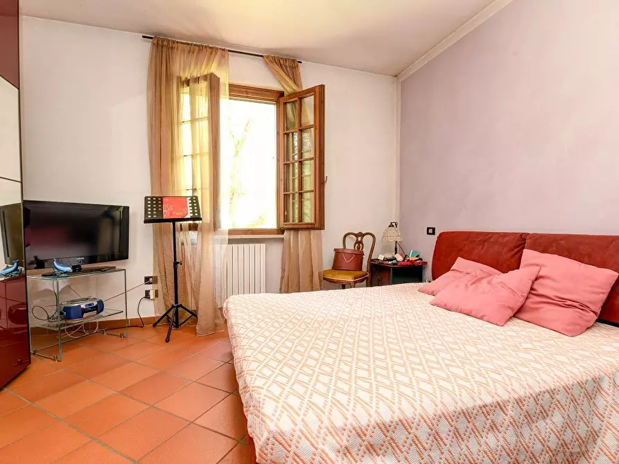 Immagine 7 di Villa in vendita  in via san Martino della battaglia 169 a Sirmione