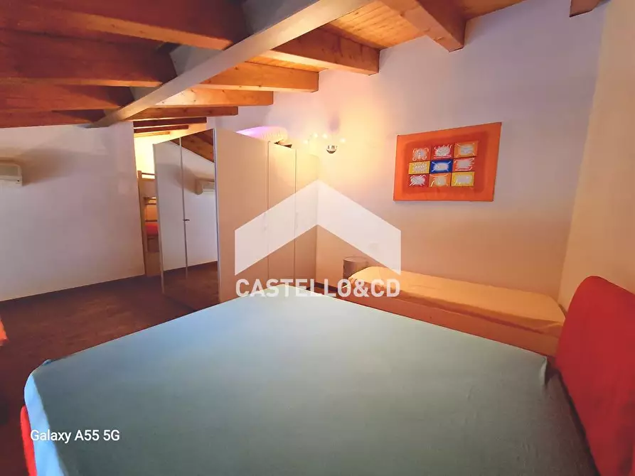 Immagine 6 di Appartamento in vendita  in LOC.S.FRANCESCO a Desenzano Del Garda