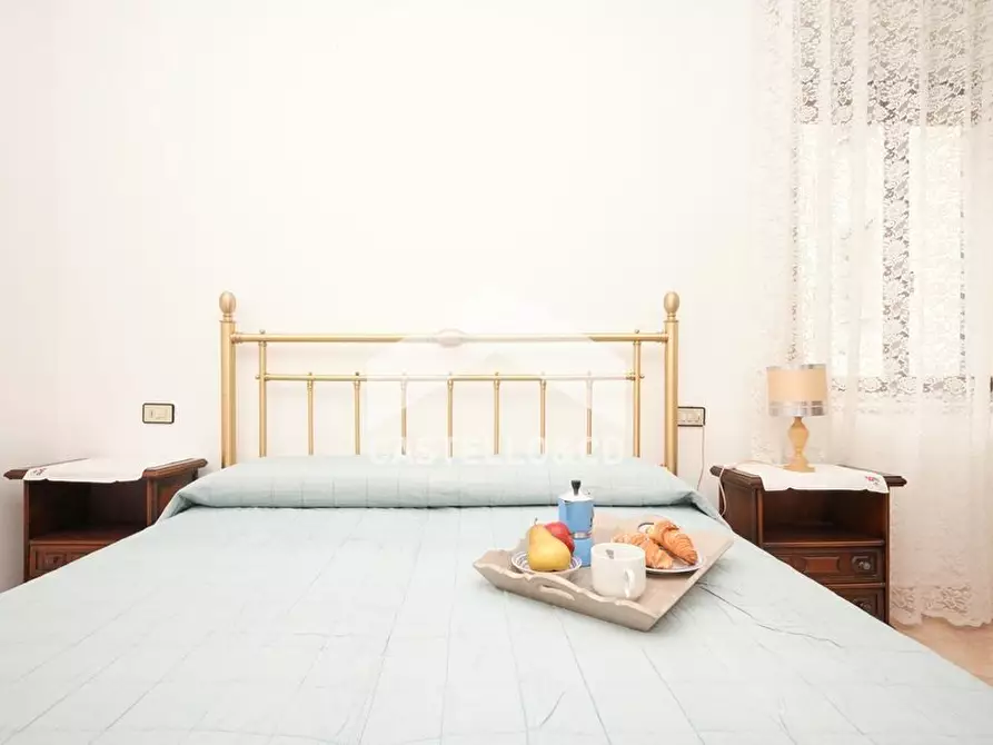 Immagine 8 di Appartamento in vendita  in via delle rive 42 a Desenzano Del Garda