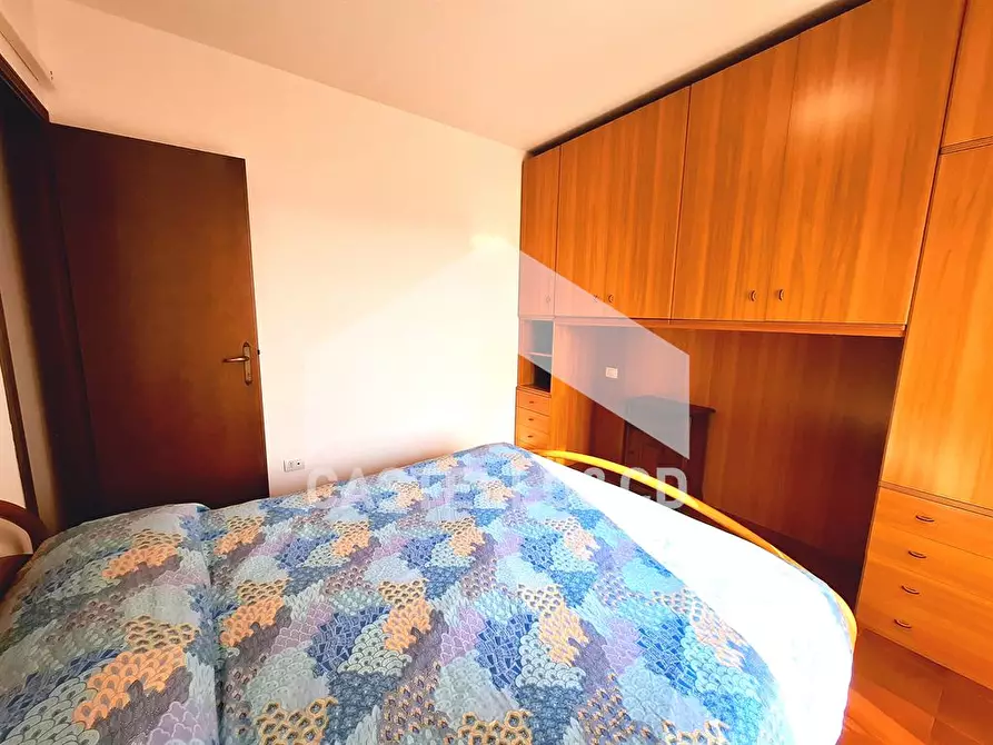 Immagine 4 di Appartamento in vendita  in VIA GIULIO CESARE 15 a Desenzano Del Garda