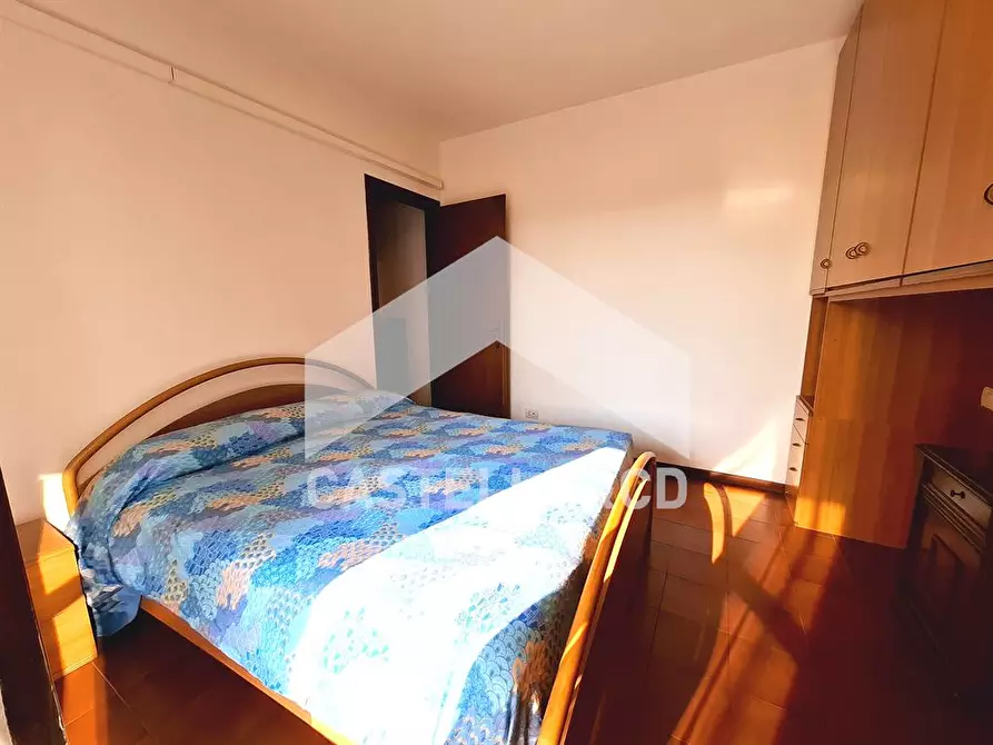 Immagine 3 di Appartamento in vendita  in VIA GIULIO CESARE 15 a Desenzano Del Garda