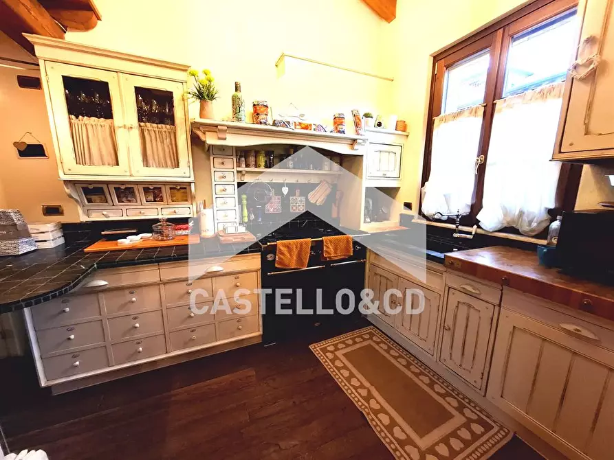 Immagine 7 di Appartamento in vendita  in localita' Bagoda a Desenzano Del Garda