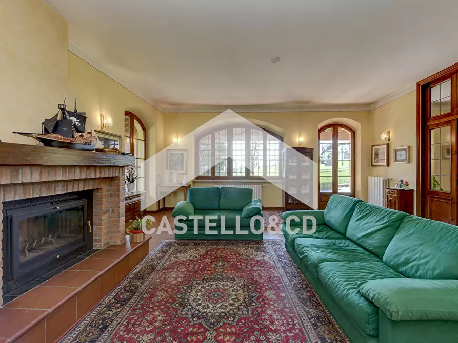 Immagine 2 di Villa in vendita  in via XXIV giugno a Solferino