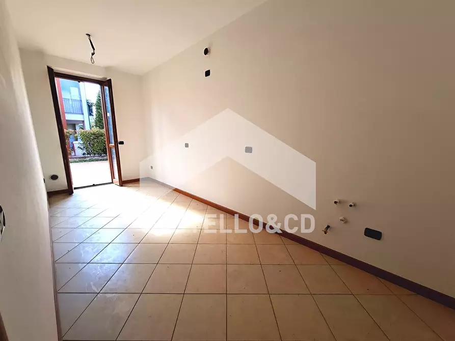 Immagine 2 di Casa bifamiliare in vendita  in via Desenzani 29 a Castiglione Delle Stiviere