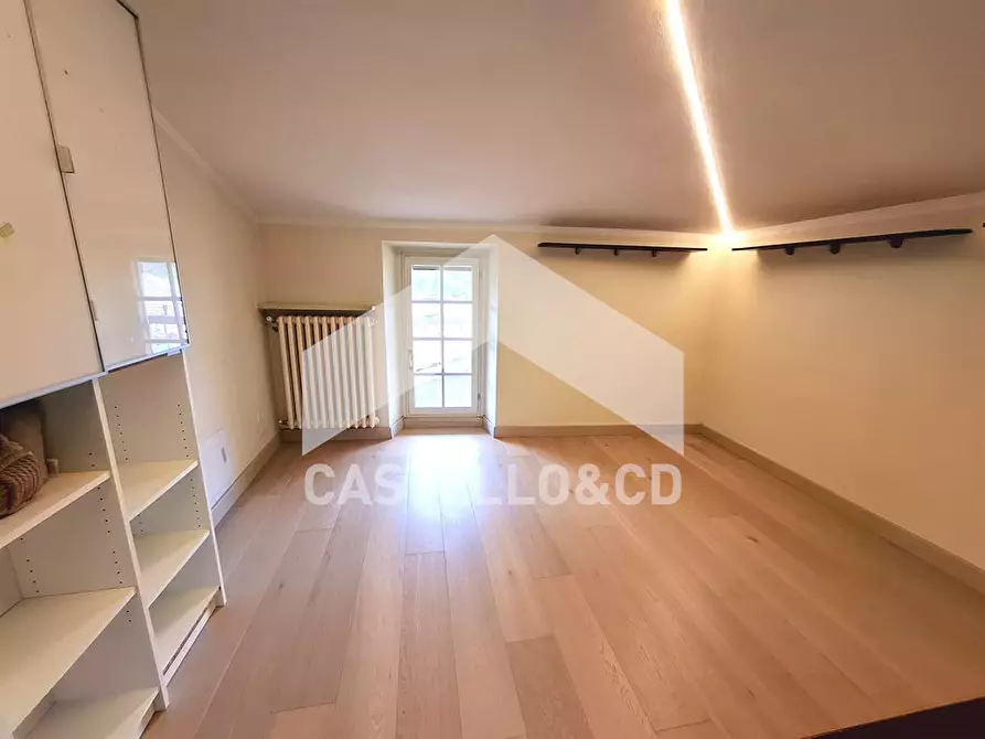 Immagine 9 di Casa semindipendente in vendita  in VIA  San Pietro 5 a Desenzano Del Garda