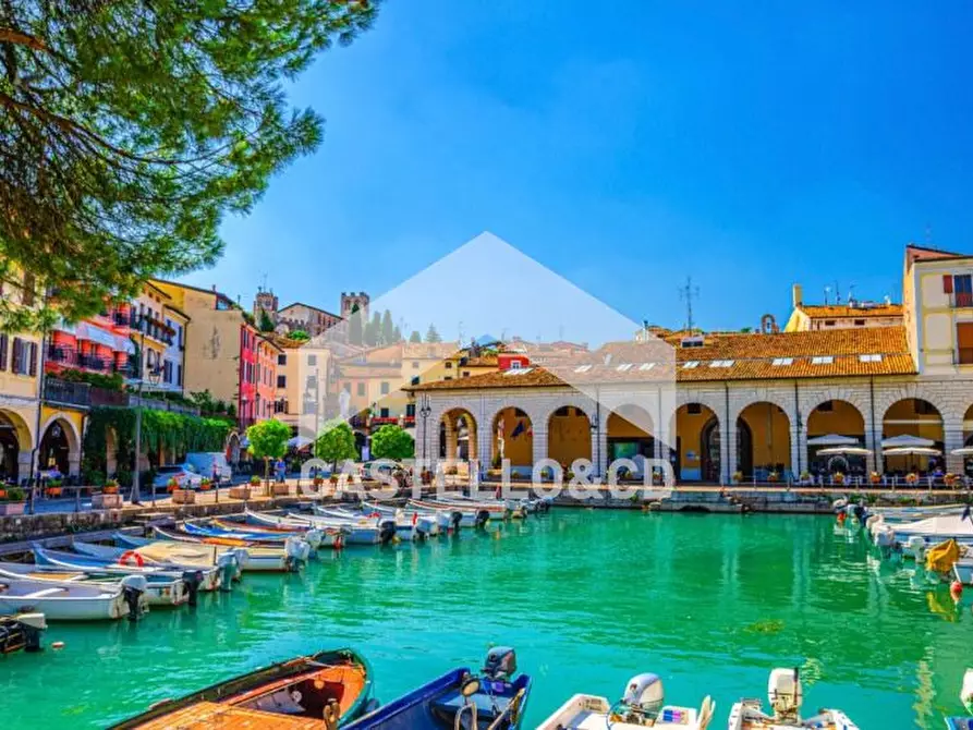 Immagine 7 di Appartamento in affitto  in via Roma a Desenzano Del Garda