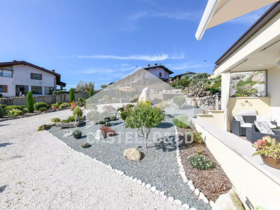 Immagine 4 di Villa in vendita  in via fonti del fabbro 9 a Lonato del Garda