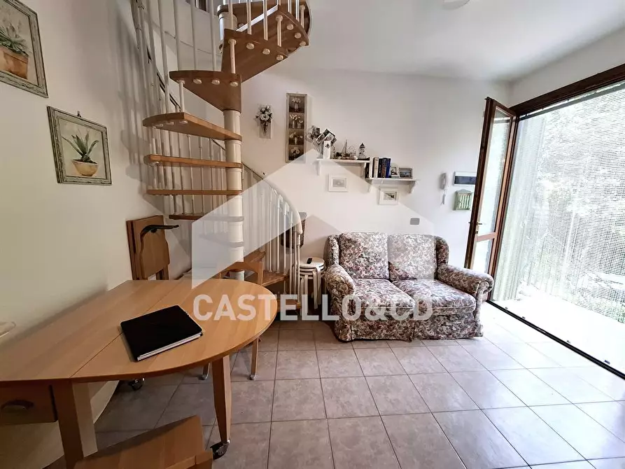 Immagine 4 di Appartamento in vendita  in Via XX Settembre a Manerba Del Garda