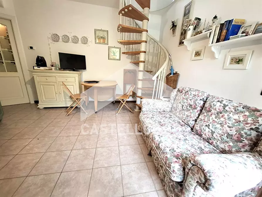 Immagine 3 di Appartamento in vendita  in Via XX Settembre a Manerba Del Garda