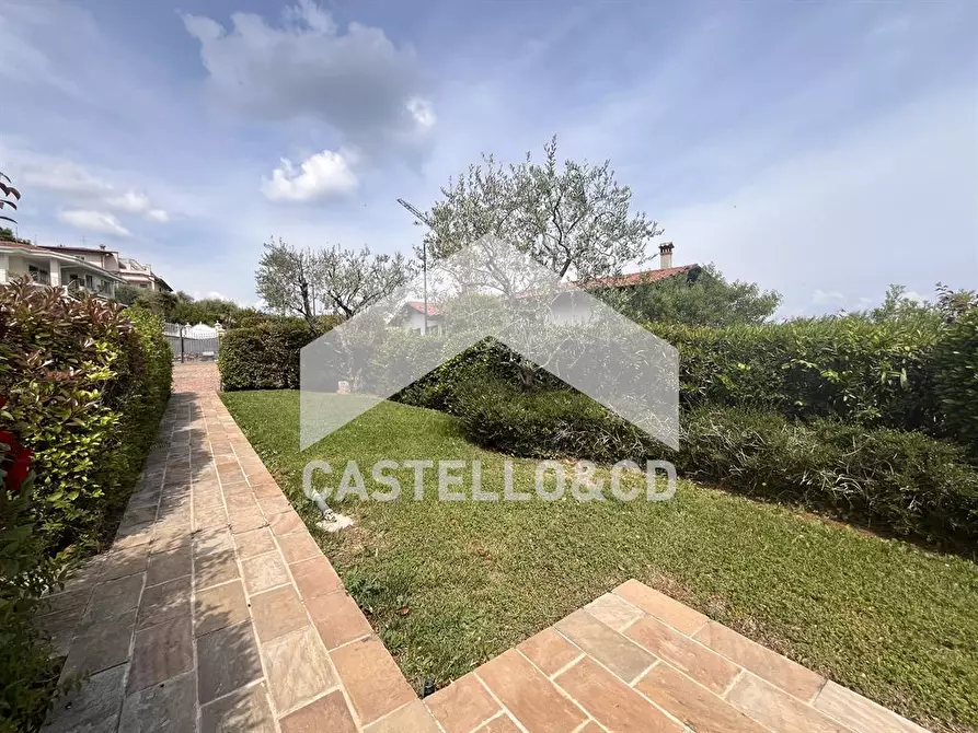 Immagine 5 di Appartamento in vendita  in via san Albano 1 a Soiano Del Lago
