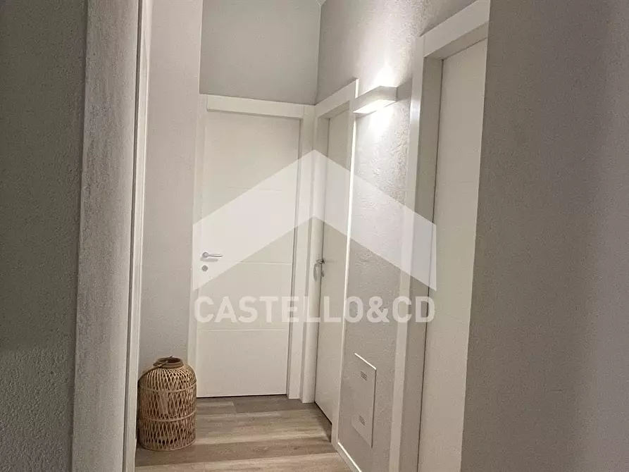 Immagine 1 di Villa in vendita  in via dei broli 33 a Polpenazze Del Garda