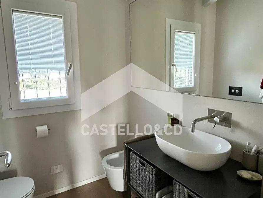 Immagine 5 di Villetta a schiera in vendita  in via dei broli 33 a Polpenazze Del Garda