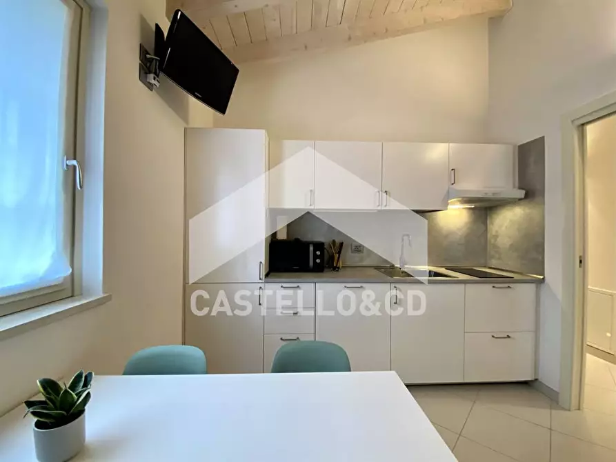 Immagine 2 di Villa in vendita  in Via Ribelli 27 a Polpenazze Del Garda