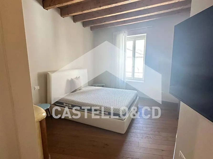 Immagine 5 di Attico in affitto  in PIAZZA MALVEZZI 13 a Desenzano Del Garda