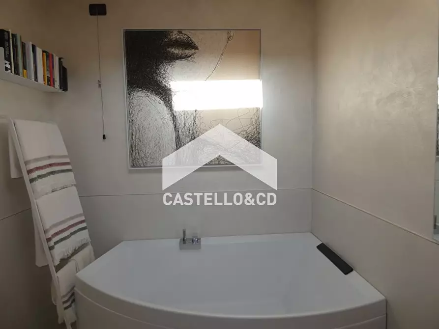 Immagine 3 di Appartamento in affitto  in via Chiesa a Padenghe Sul Garda