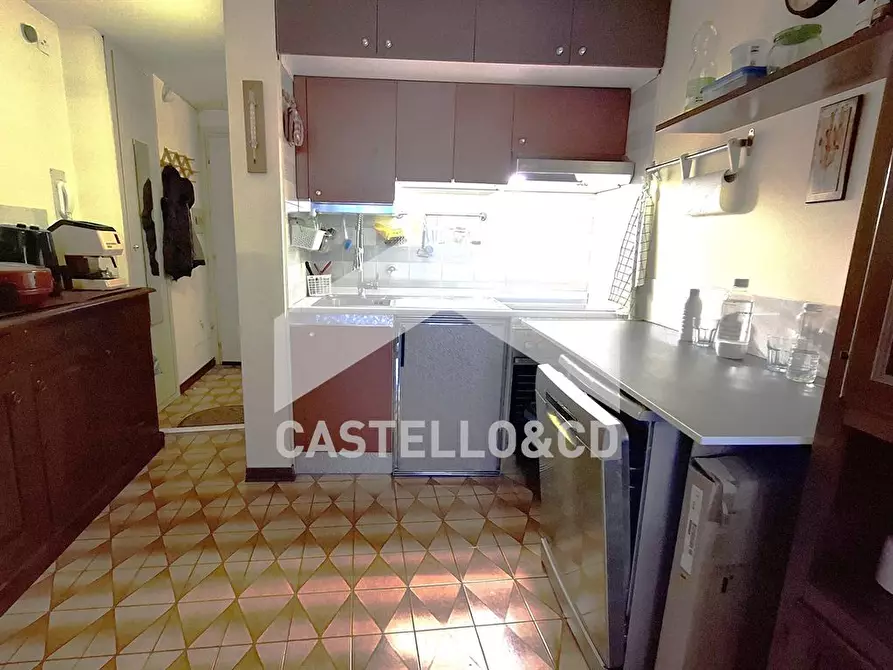 Immagine 5 di Appartamento in vendita  in VIA COLLI STORICI 18 a Desenzano Del Garda