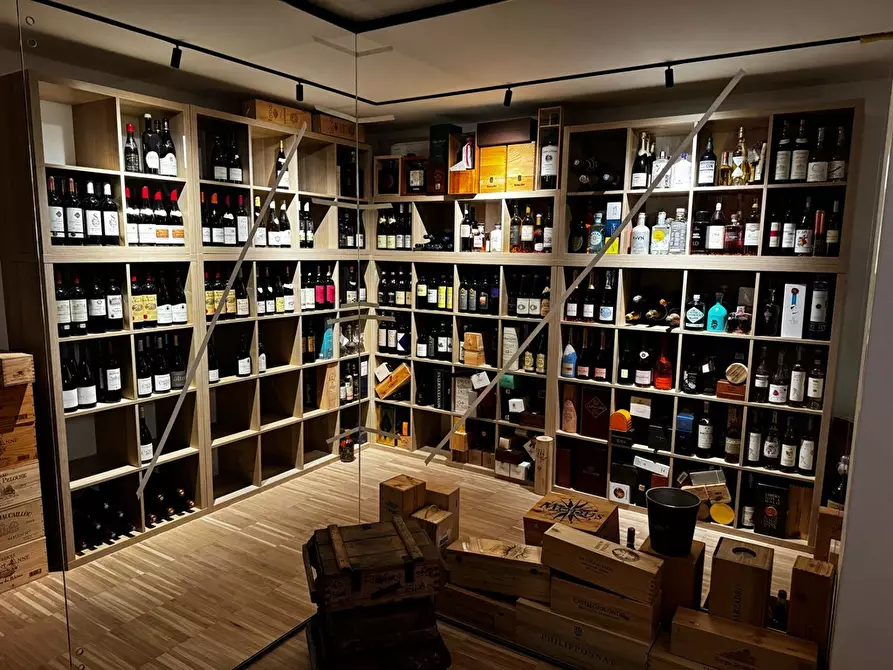 Immagine 9 di Villa in vendita  in via vallette 38 a San Felice Del Benaco