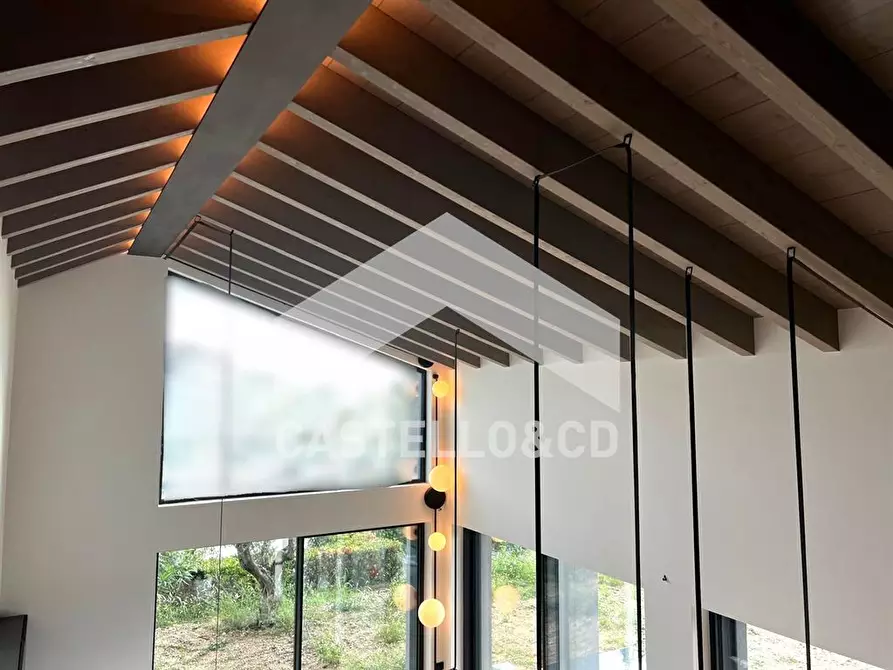 Immagine 4 di Villa in vendita  in via vallette 38 a San Felice Del Benaco