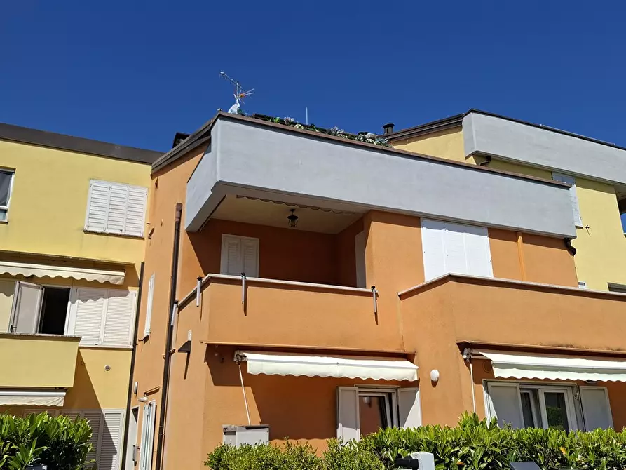 Immagine 7 di Appartamento in vendita  in VIA MORETTO a Sirmione