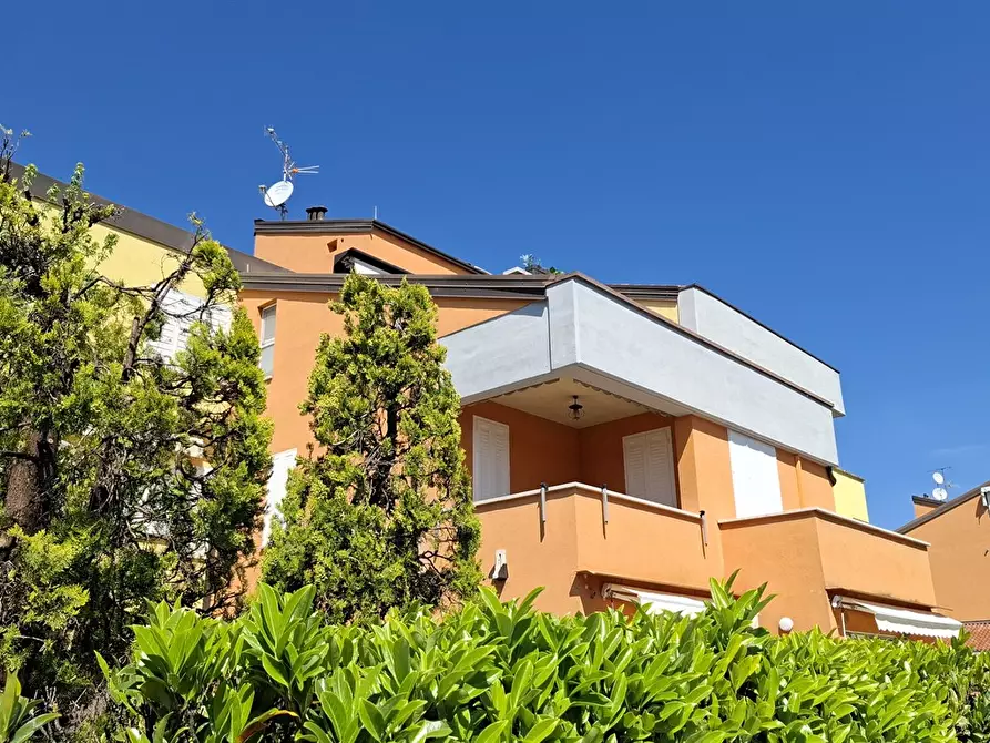 Immagine 6 di Appartamento in vendita  in VIA MORETTO a Sirmione