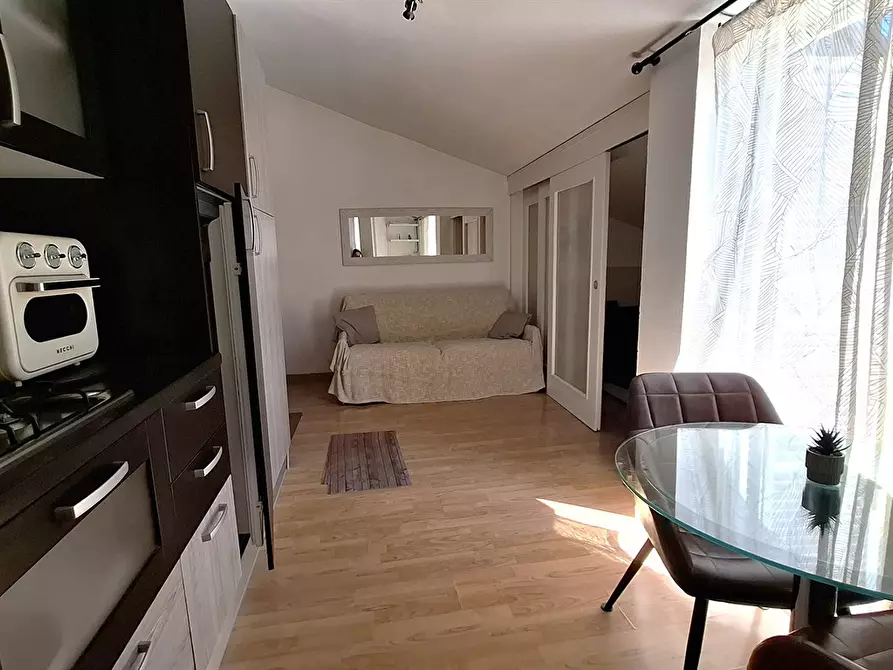 Immagine 1 di Appartamento in vendita  in VIA MORETTO a Sirmione