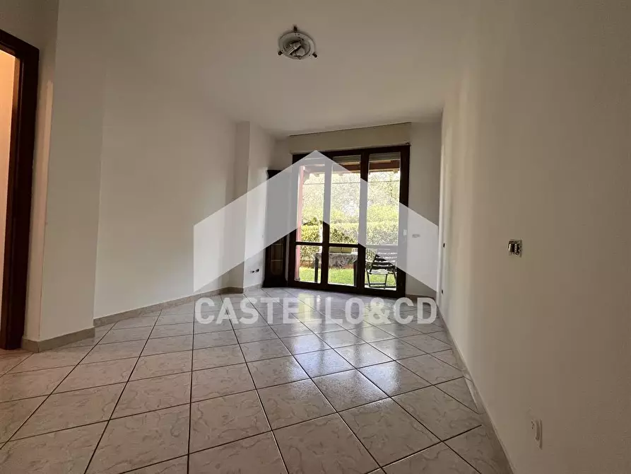 Immagine 3 di Appartamento in vendita  in via montesuello a Desenzano Del Garda
