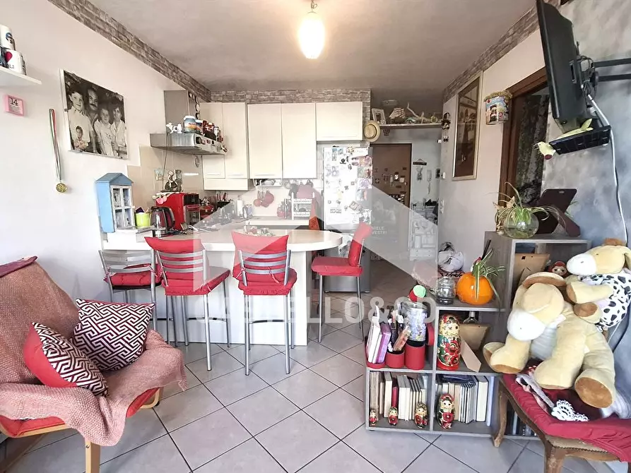 Immagine 3 di Appartamento in vendita  in VIA IRTA 43 a Desenzano Del Garda