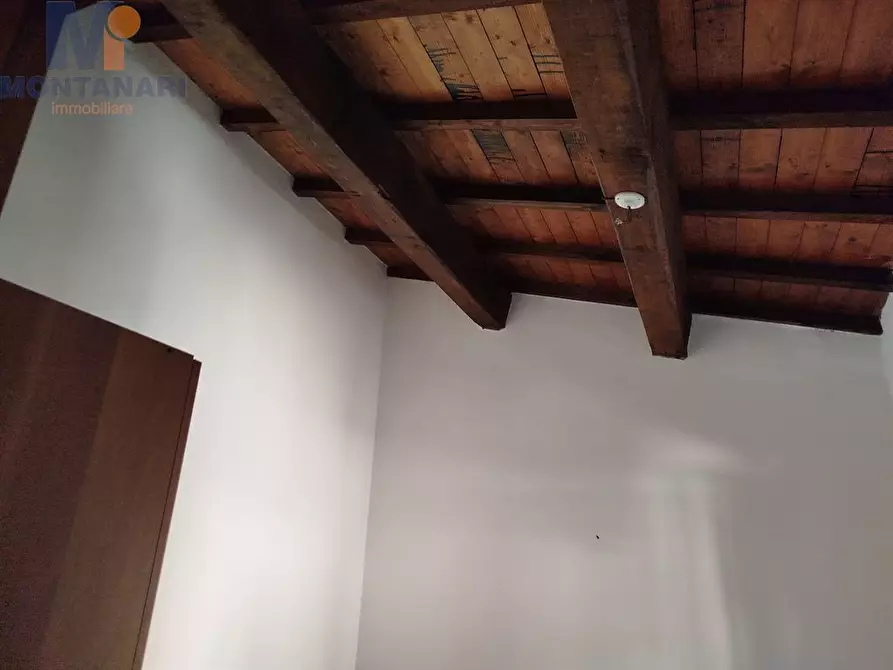 Immagine 5 di Casa indipendente in vendita  in Voc. Rasiglia 5 a Foligno