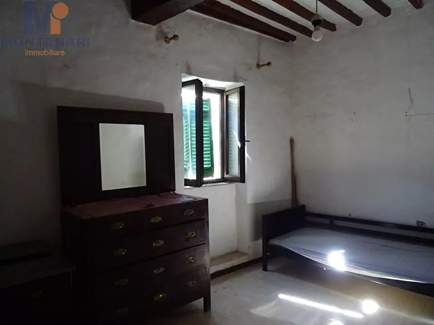 Immagine 2 di Casa indipendente in vendita  in Scandolaro a Foligno