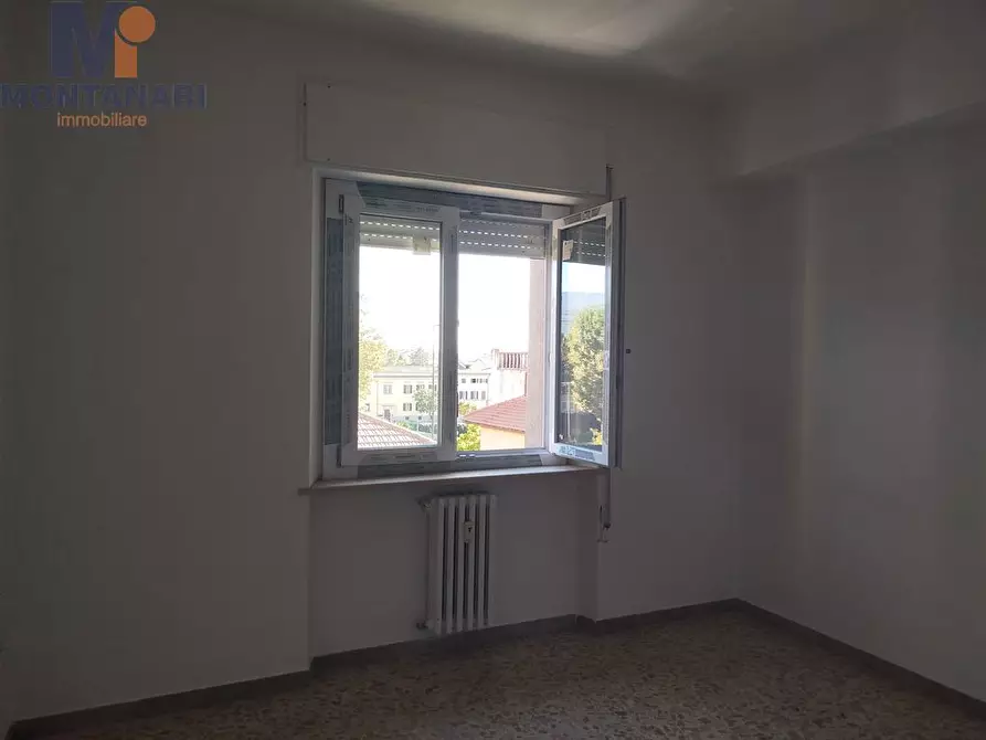 Immagine 6 di Appartamento in vendita  in Viale Firenze 2c a Foligno