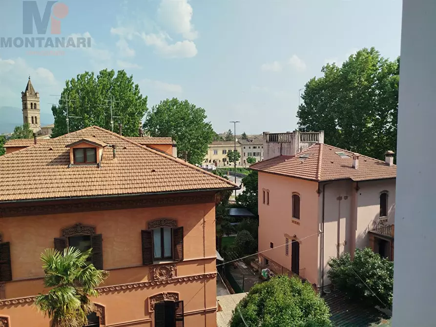 Immagine 8 di Appartamento in vendita  in Viale Firenze 2c a Foligno