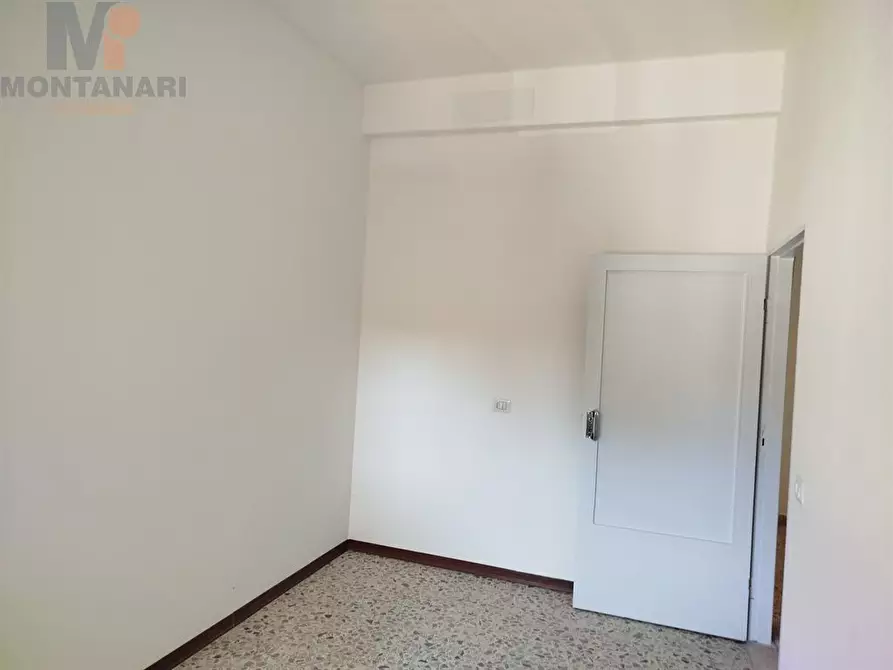 Immagine 3 di Appartamento in vendita  in Viale Firenze 2c a Foligno