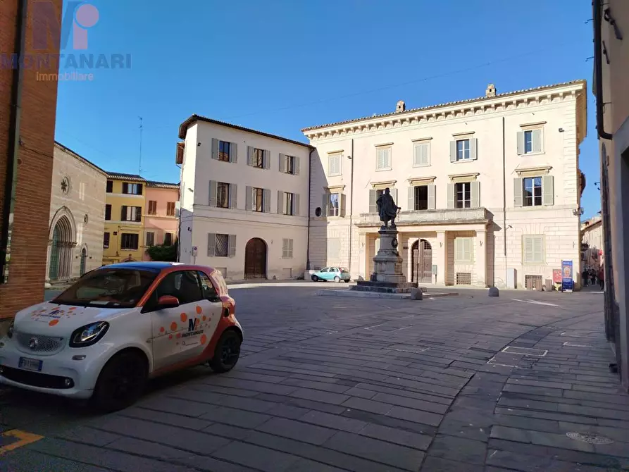 Immagine 3 di Negozio in affitto  in VIA GIUSEPPE GARIBALDI 94 a Foligno