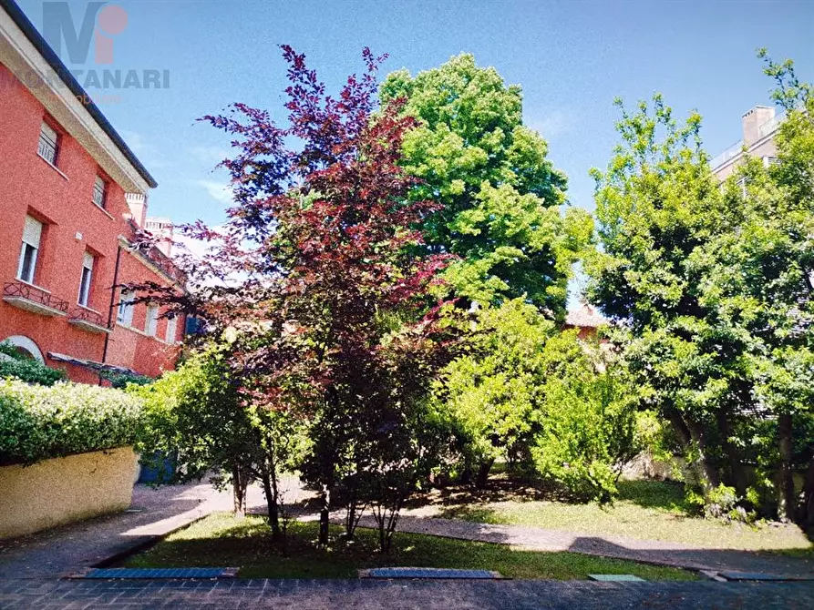 Immagine 2 di Appartamento in vendita  in VIA DEL CASSERO a Foligno
